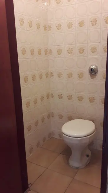 Foto 8 de Sobrado com 3 quartos à venda e para alugar, 290m2 em Centro, Pindamonhangaba - SP