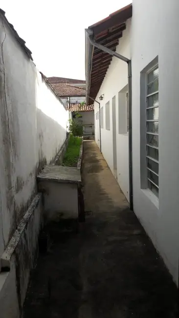 Foto 3 de Sobrado com 3 quartos à venda e para alugar, 290m2 em Centro, Pindamonhangaba - SP