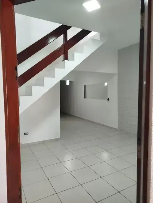 Foto 7 de Sobrado com 2 quartos à venda, 147m2 em Residencial Mombaça I, Pindamonhangaba - SP