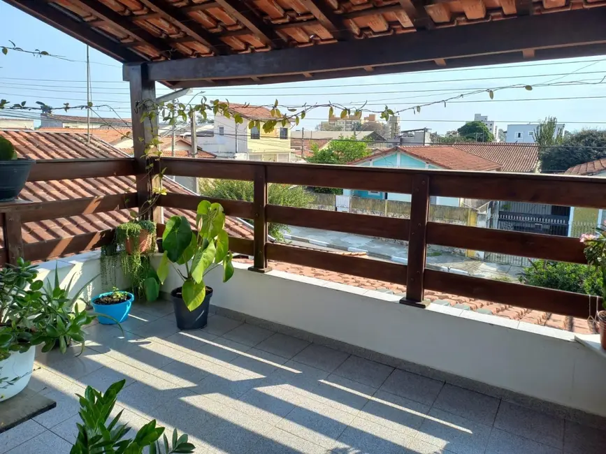 Foto 5 de Sobrado com 3 quartos à venda, 164m2 em Jardim Rosely, Pindamonhangaba - SP