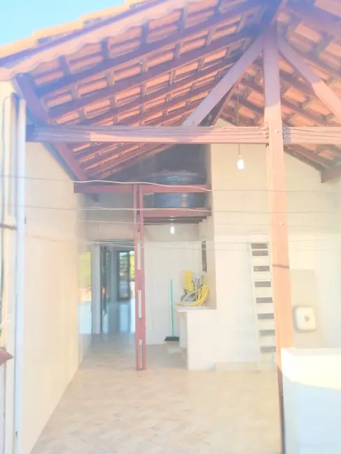 Sobrado com 3 quartos à venda, 215m2 em Aparecida - SP - imagem 3 Foto 3 de Sobrado com 3 quartos à venda, 215m2 em Aparecida - SP