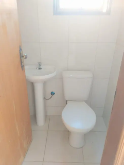 Sobrado com 3 quartos à venda, 215m2 em Aparecida - SP - imagem 8 Foto 8 de Sobrado com 3 quartos à venda, 215m2 em Aparecida - SP