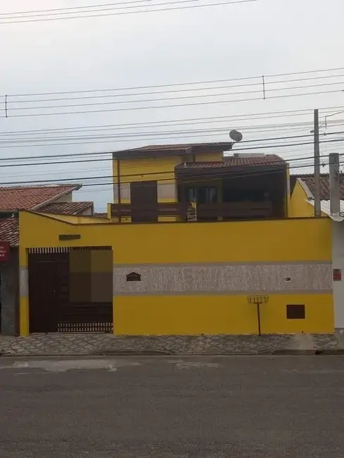 Foto 4 de Sobrado com 3 quartos à venda, 193m2 em Parque Jaraguá, Taubate - SP
