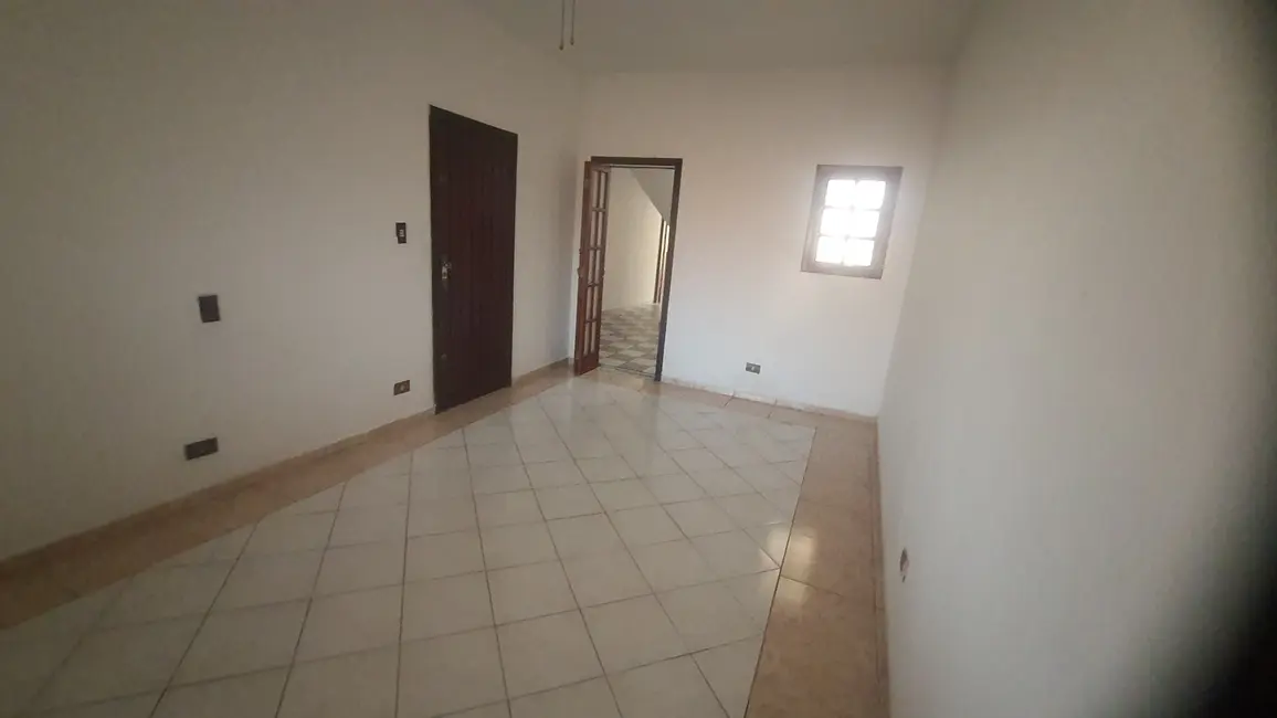 Foto 9 de Sobrado com 3 quartos à venda, 130m2 em Santana, Pindamonhangaba - SP