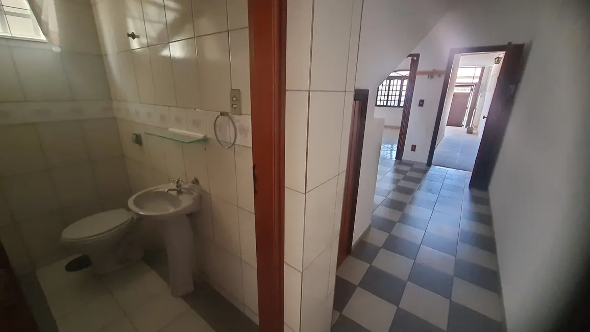 Foto 7 de Sobrado com 3 quartos à venda, 130m2 em Santana, Pindamonhangaba - SP