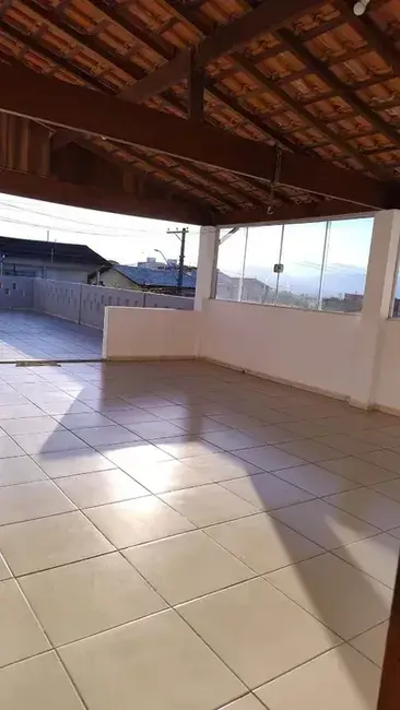 Foto 7 de Sobrado com 3 quartos à venda, 232m2 em Vila Suiça, Pindamonhangaba - SP