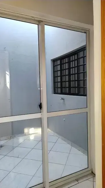 Foto 4 de Sobrado com 3 quartos à venda, 232m2 em Vila Suiça, Pindamonhangaba - SP