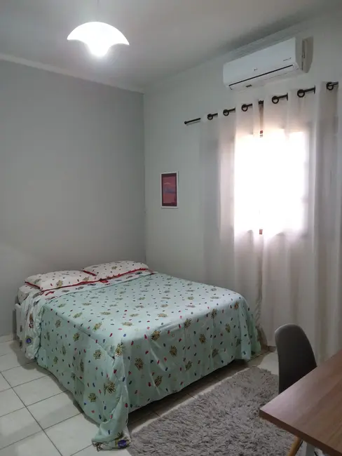 Foto 8 de Sobrado com 2 quartos à venda, 115m2 em Maria Áurea, Pindamonhangaba - SP
