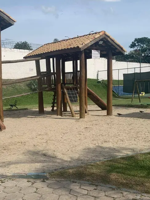 Foto 8 de Sobrado com 3 quartos à venda, 211m2 em Tremembe - SP