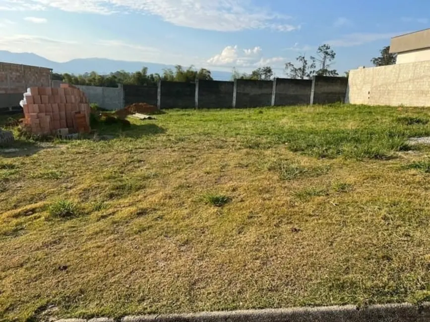 Foto 1 de Lote de Condomínio à venda, 338m2 em Tremembe - SP