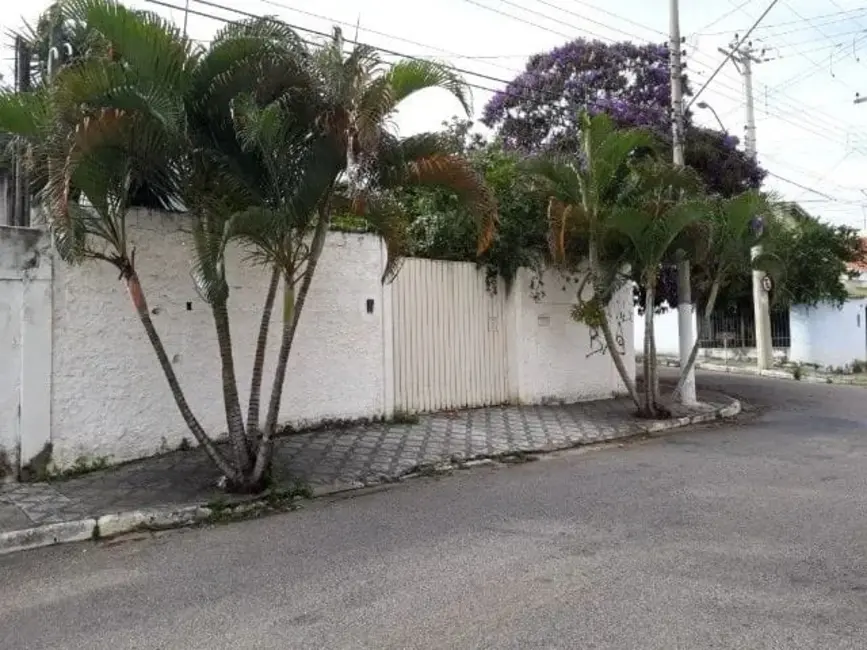 Foto 3 de Terreno / Lote à venda, 235m2 em Jardim Russi, Taubate - SP