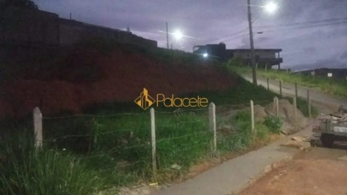 Foto 3 de Terreno / Lote à venda, 326m2 em Jardim Marlene Miranda, Taubate - SP