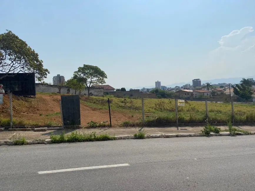Foto 1 de Terreno / Lote à venda, 2000m2 em Vista Alegre, Taubate - SP