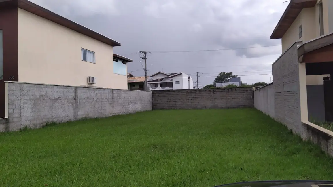 Foto 4 de Lote de Condomínio à venda, 300m2 em Tremembe - SP