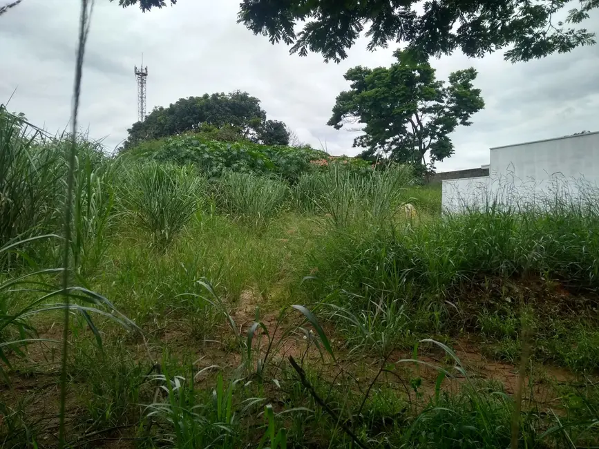 Foto 1 de Terreno / Lote à venda, 140m2 em Jardim Santa Tereza, Taubate - SP