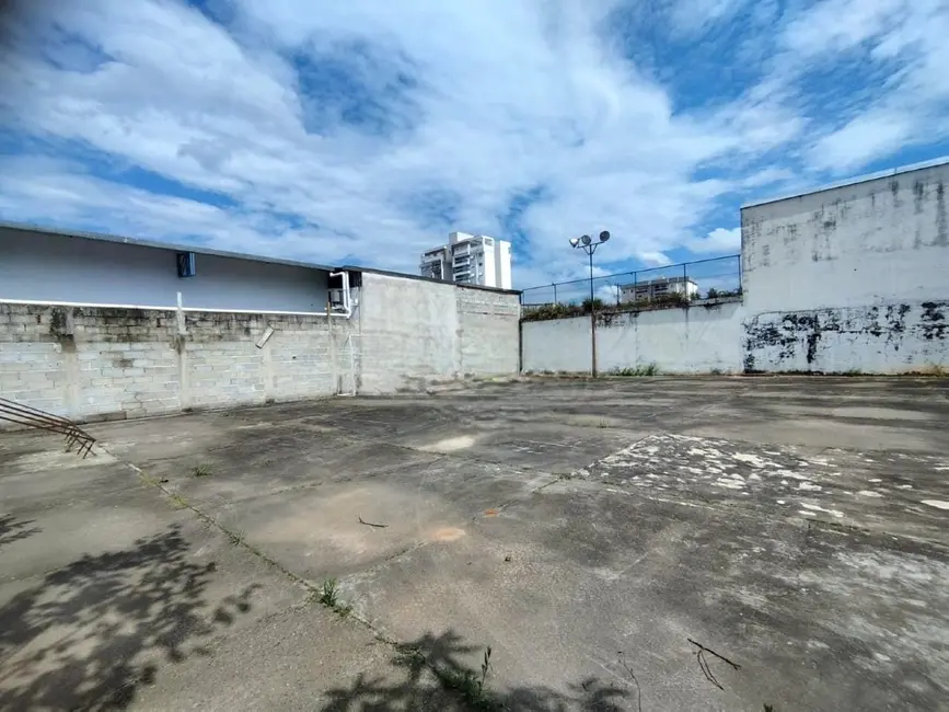Foto 1 de Terreno / Lote à venda, 440m2 em São Benedito, Pindamonhangaba - SP