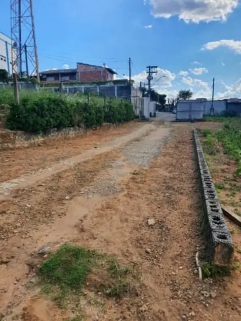 Terreno / Lote à venda, 16884m2 em Parque Paduan, Taubate - SP - imagem 5 Foto 5 de Terreno / Lote à venda, 16884m2 em Parque Paduan, Taubate - SP