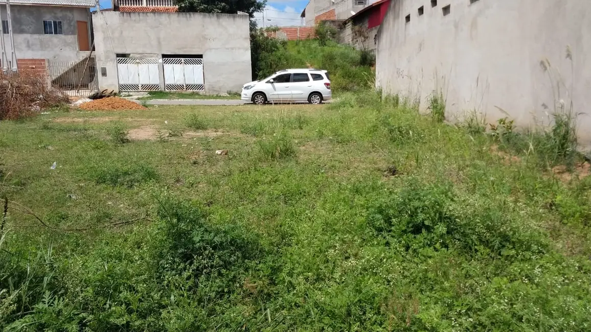 Foto 3 de Terreno / Lote à venda, 250m2 em Conjunto Residencial Araretama, Pindamonhangaba - SP