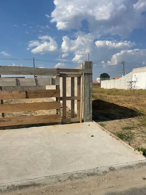 Foto 5 de Terreno / Lote à venda, 200m2 em Loteamento Residencial e Comercial Araguaia, Pindamonhangaba - SP