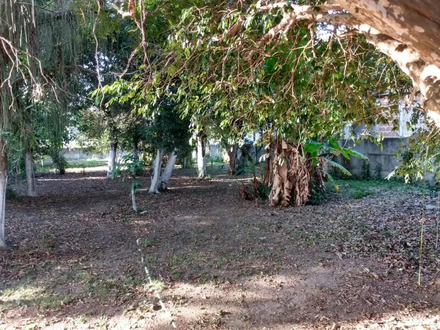 Foto 3 de Terreno / Lote à venda, 1270m2 em Pindamonhangaba - SP