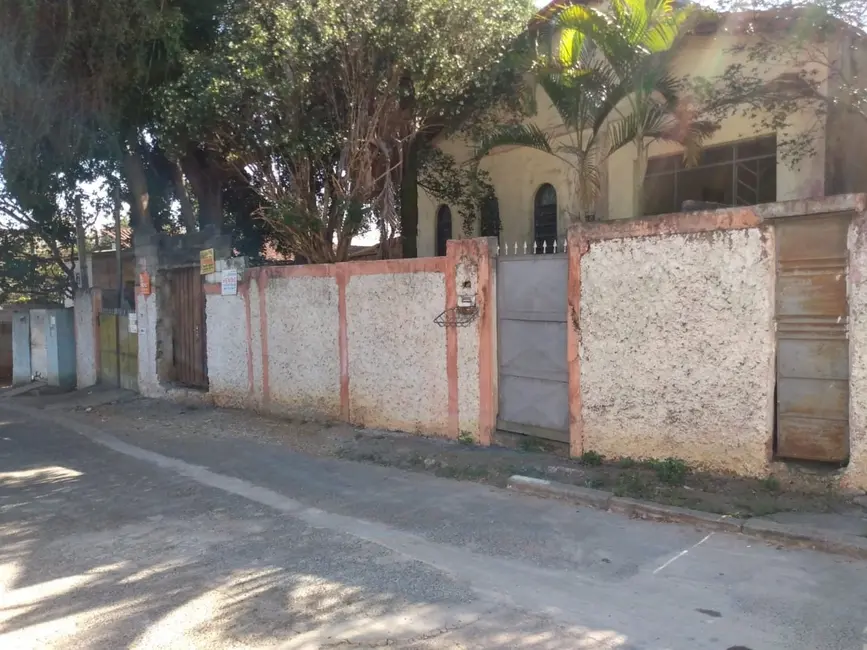 Foto 1 de Terreno / Lote à venda, 1270m2 em Pindamonhangaba - SP