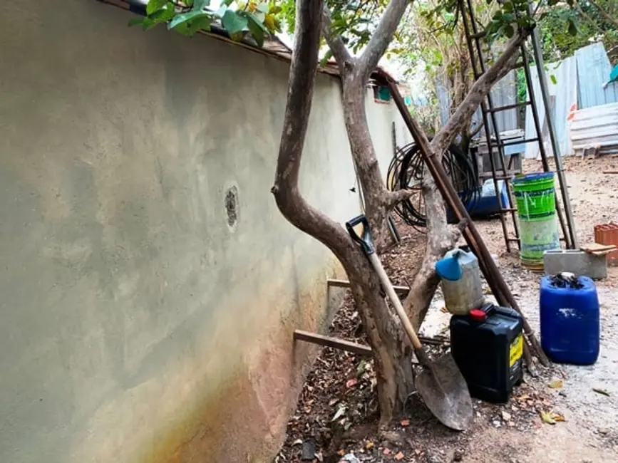 Foto 3 de Terreno / Lote à venda, 250m2 em Pindamonhangaba - SP