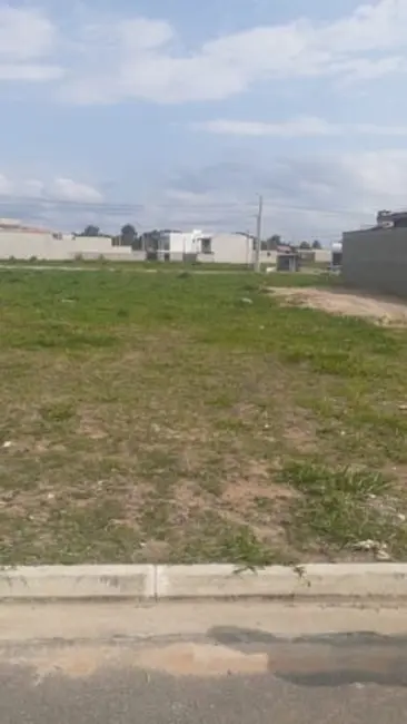 Foto 2 de Terreno / Lote à venda, 150m2 em Vila Areao, Taubate - SP