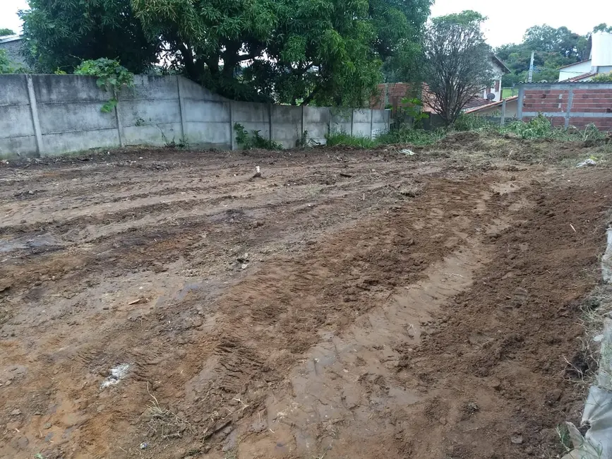 Foto 1 de Terreno / Lote à venda, 250m2 em Jardim Eloyna, Pindamonhangaba - SP