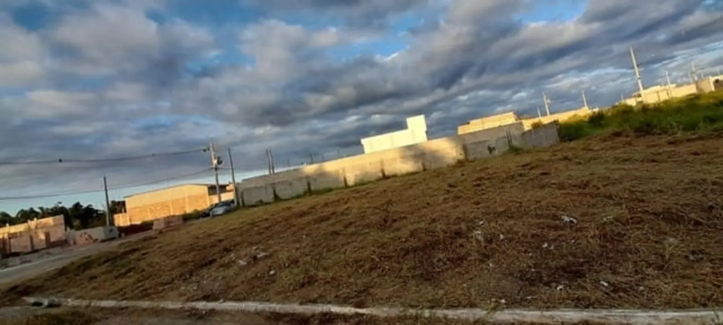 Foto 4 de Terreno / Lote à venda, 248m2 em Areão, Taubate - SP