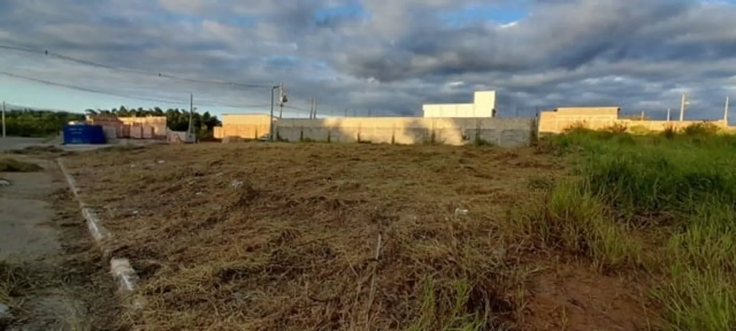 Foto 1 de Terreno / Lote à venda, 248m2 em Areão, Taubate - SP