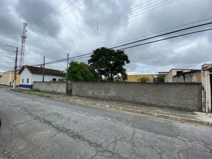 Foto 1 de Terreno / Lote à venda em Quiririm, Taubate - SP