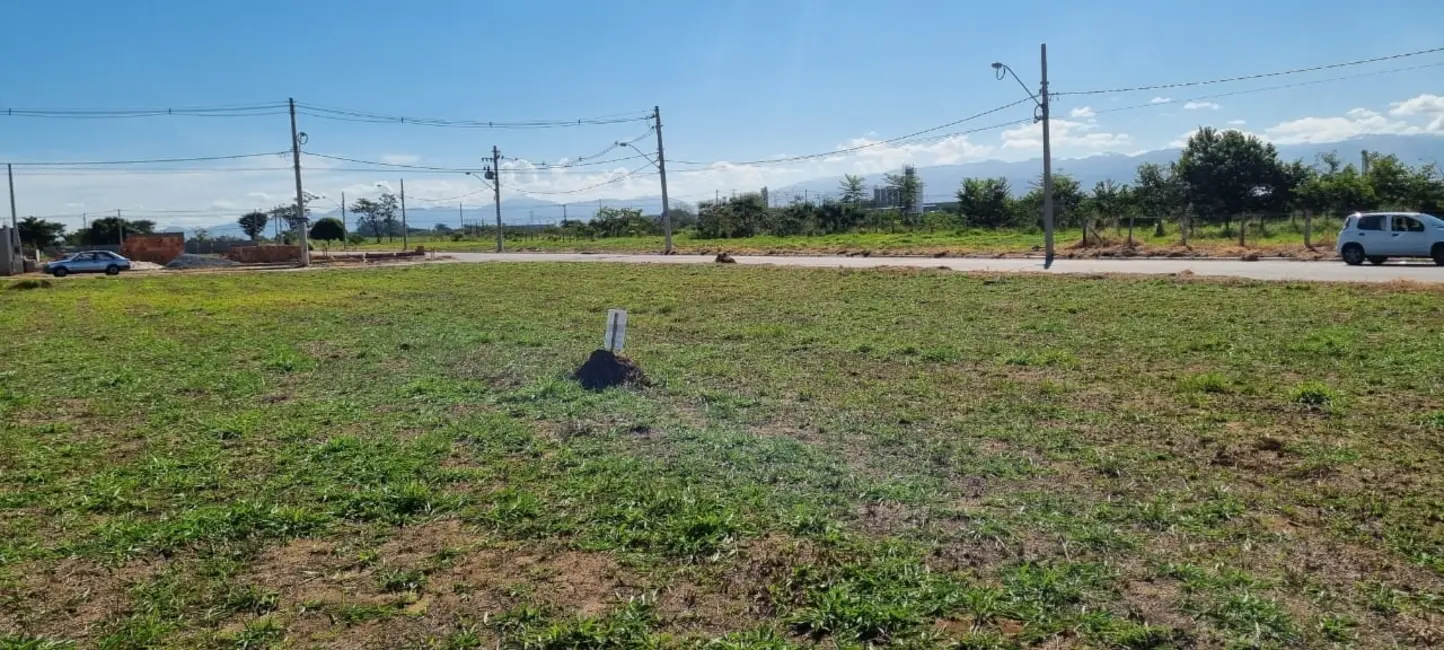 Foto 4 de Terreno / Lote à venda, 175m2 em Pindamonhangaba - SP