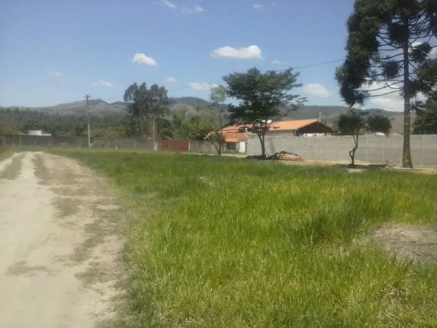 Foto 3 de Terreno / Lote à venda, 900m2 em Roseira - SP