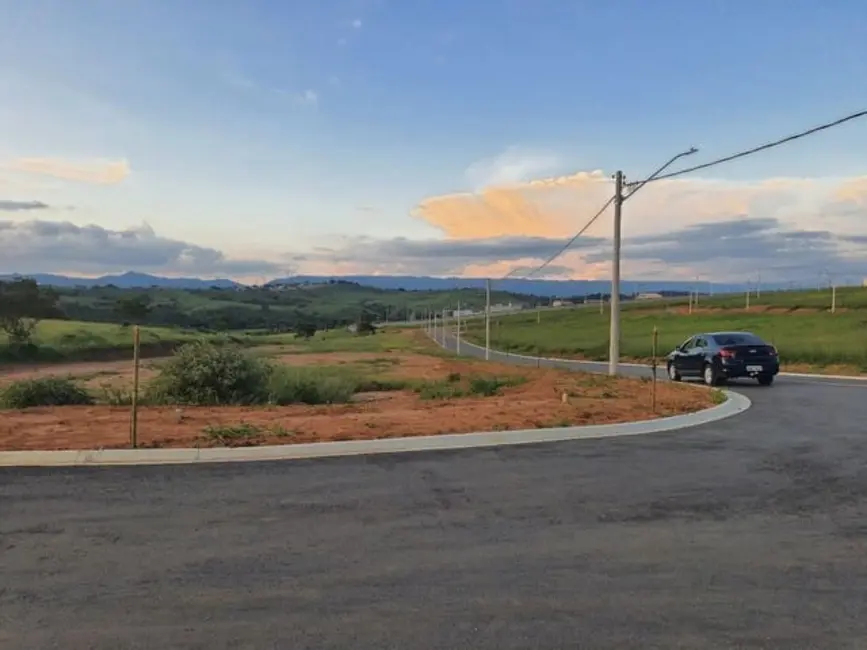 Foto 2 de Terreno / Lote à venda, 350m2 em Granjas Rurais Reunidas São Judas Tadeu, Taubate - SP