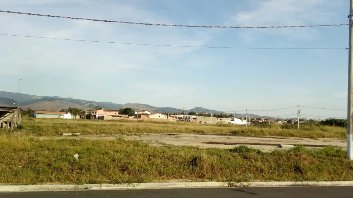 Foto 2 de Terreno / Lote à venda e para alugar, 390m2 em Pindamonhangaba - SP
