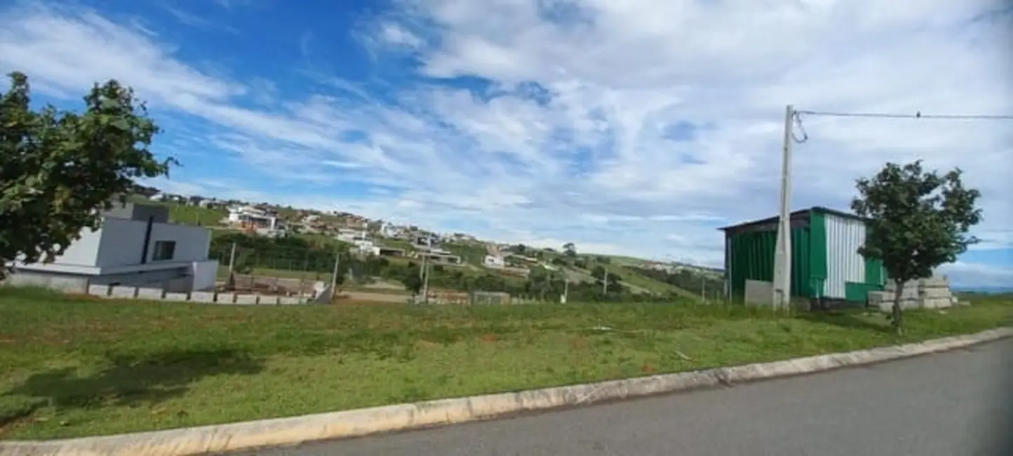 Foto 3 de Lote de Condomínio à venda, 351m2 em Jardim Marlene Miranda, Taubate - SP