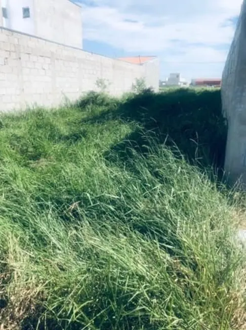 Foto 1 de Terreno / Lote à venda, 150m2 em Vila Areao, Taubate - SP