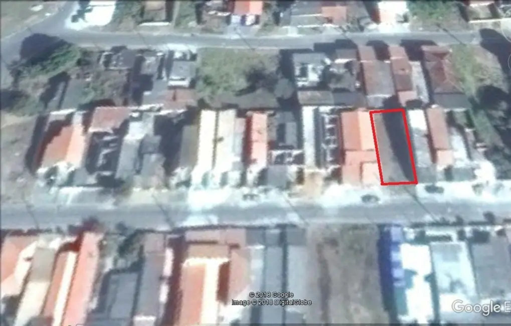 Foto 1 de Terreno / Lote à venda, 250m2 em Conjunto Residencial Araretama, Pindamonhangaba - SP