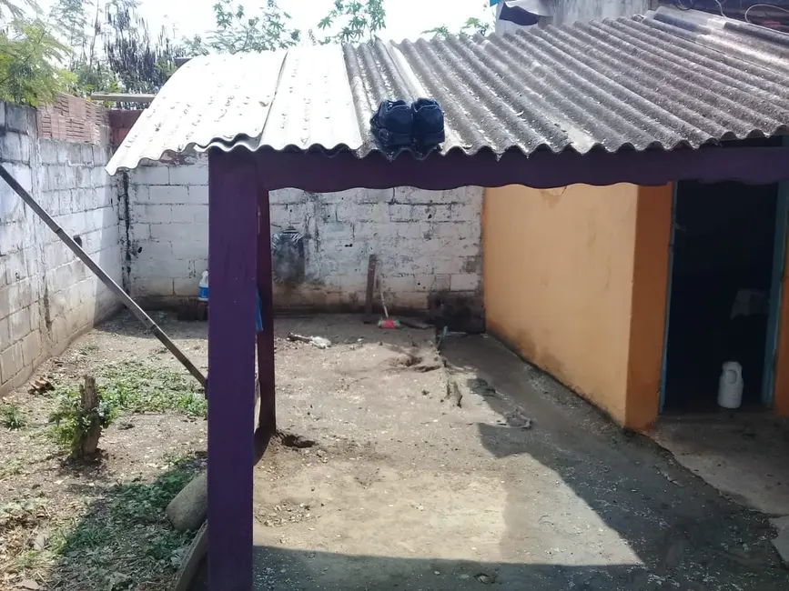 Foto 1 de Terreno / Lote à venda, 320m2 em Aparecida - SP