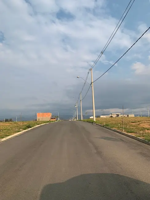 Foto 3 de Lote de Condomínio à venda, 175m2 em Pindamonhangaba - SP