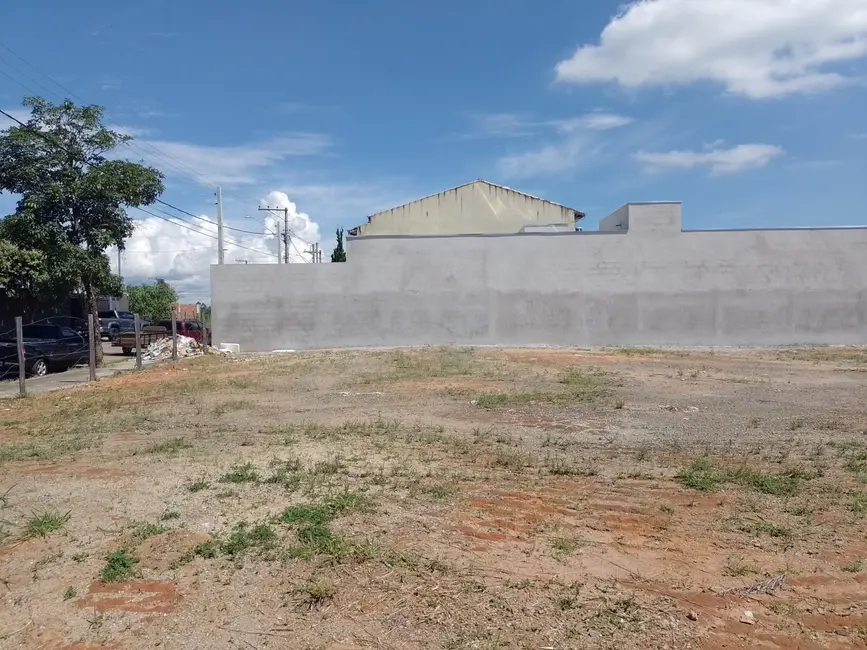 Foto 1 de Terreno / Lote à venda, 281m2 em Jardim Oásis, Taubate - SP
