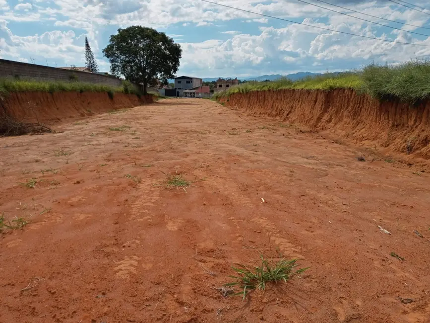 Foto 2 de Terreno / Lote à venda, 3071m2 em Esplanada Independência, Taubate - SP