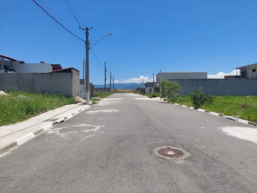 Foto 3 de Terreno / Lote à venda, 176m2 em Pindamonhangaba - SP