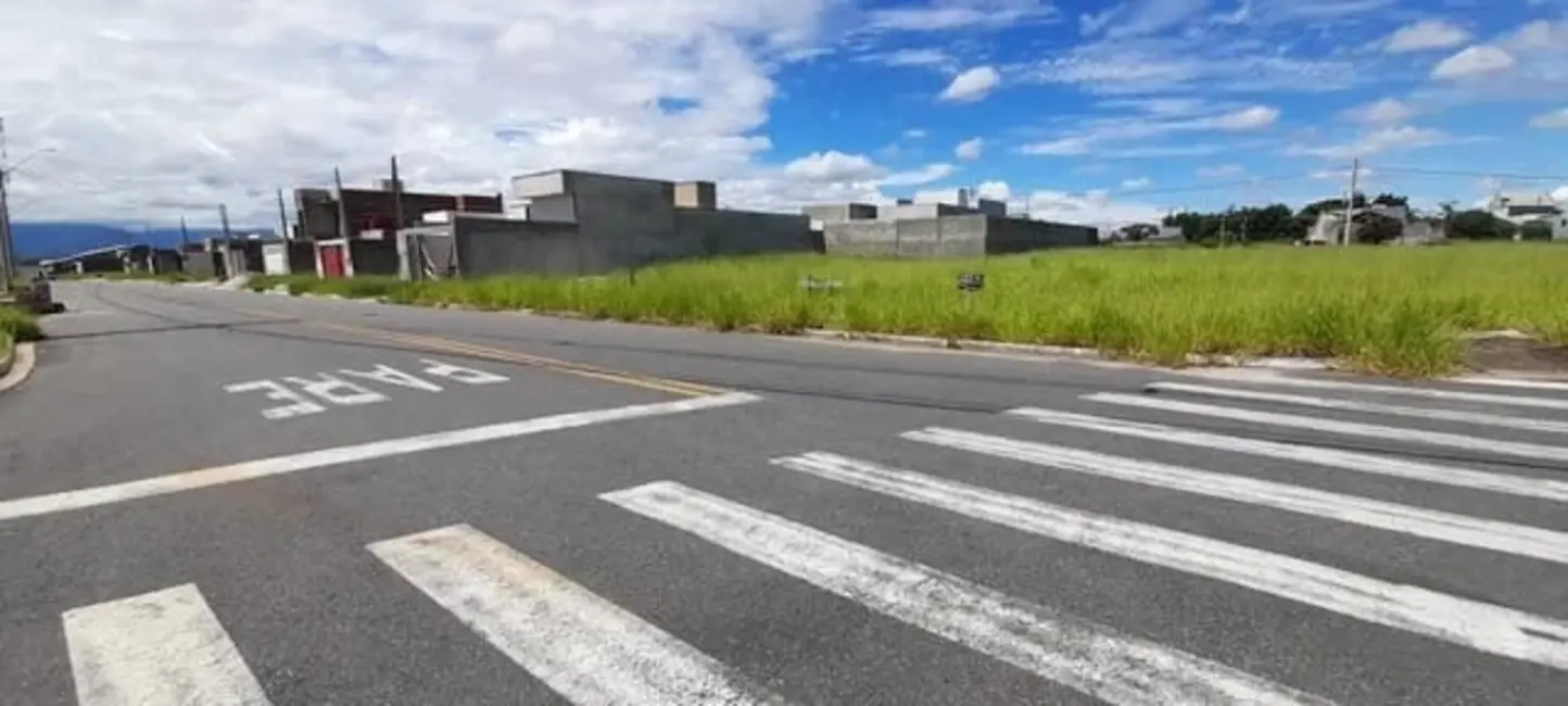 Foto 1 de Terreno / Lote à venda, 150m2 em Taubate - SP