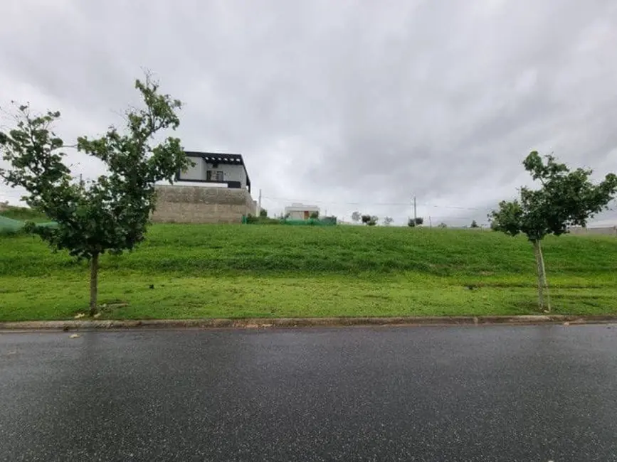 Foto 1 de Lote de Condomínio à venda, 289m2 em Taubate - SP