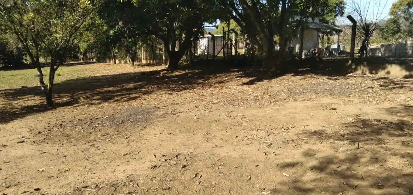 Foto 1 de Terreno / Lote à venda em Goiabal, Pindamonhangaba - SP