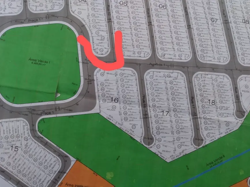 Foto 3 de Terreno / Lote à venda, 262m2 em Pindamonhangaba - SP