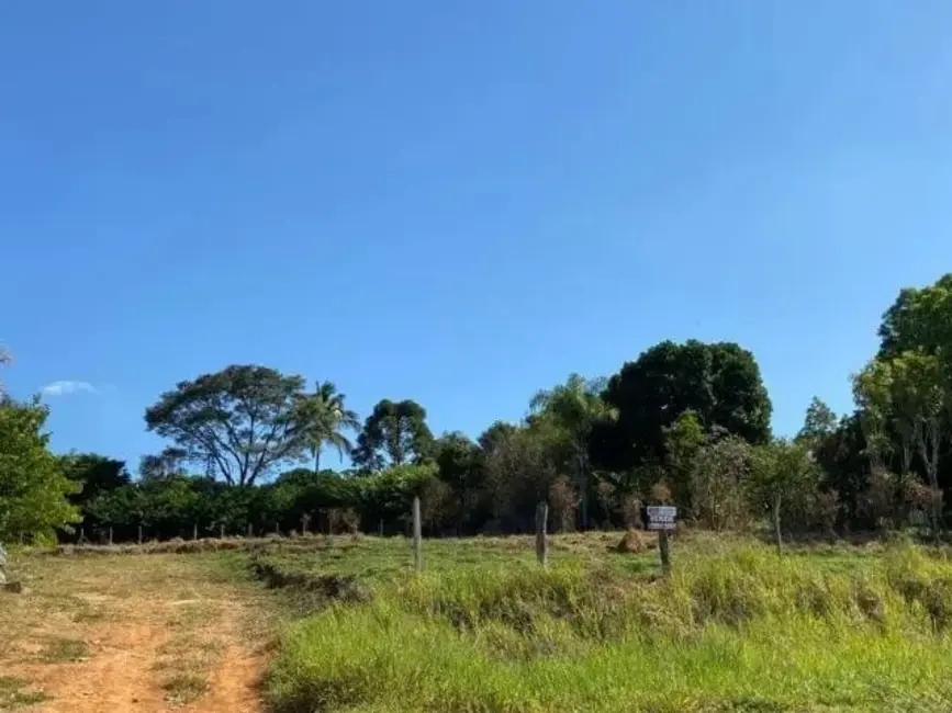 Foto 2 de Terreno / Lote à venda, 3500m2 em Bairro do Grama, Cacapava - SP