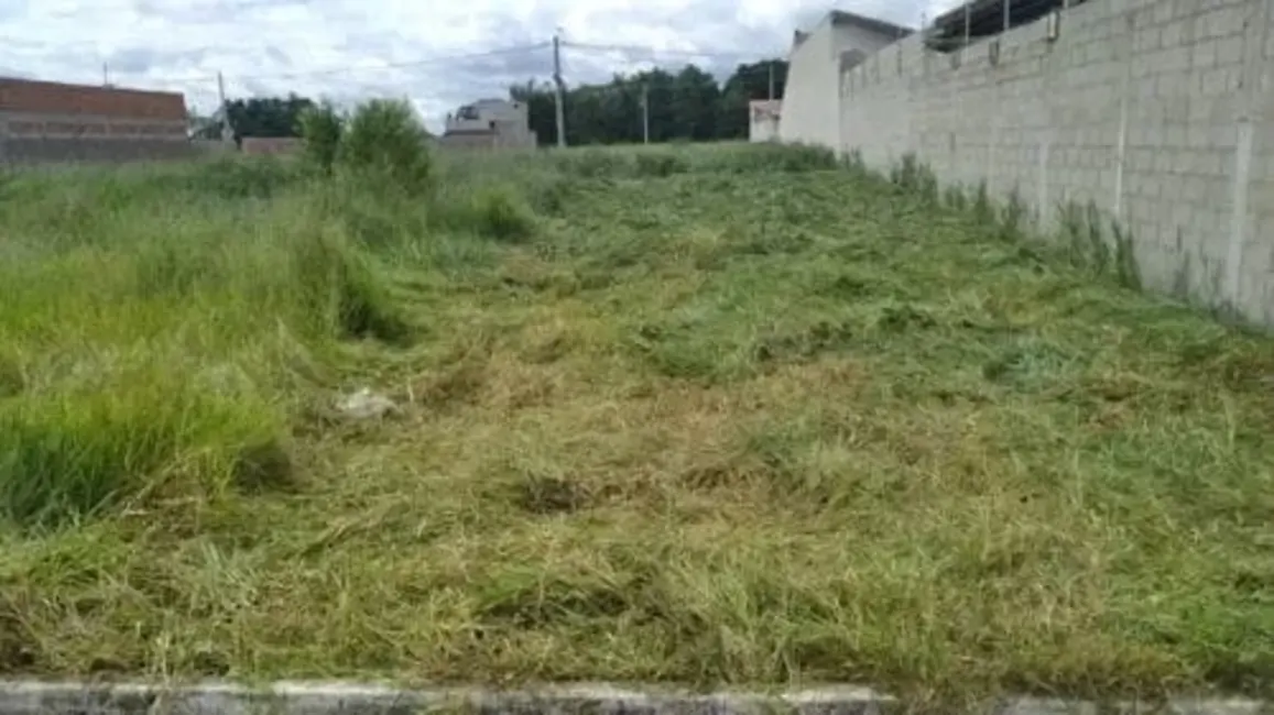 Foto 1 de Terreno / Lote à venda em Areão, Taubate - SP