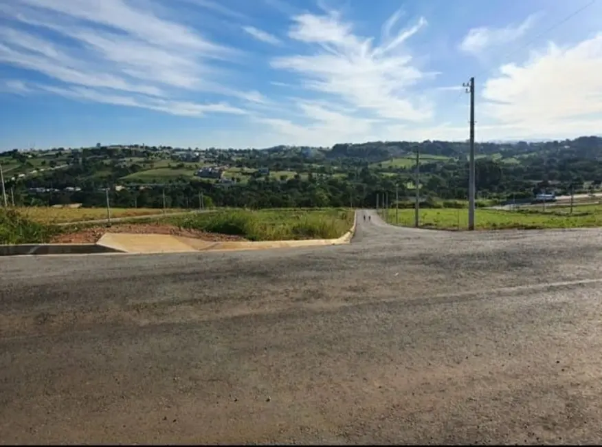 Foto 1 de Terreno / Lote à venda, 250m2 em Jardim Julieta, Taubate - SP